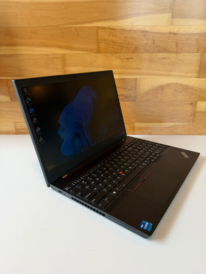 Lenovo ThinkPad P15v | Intel Core i7 | 32GB RAM | 500GB SSD | NVIDIA T600 | Windows 11 Pro