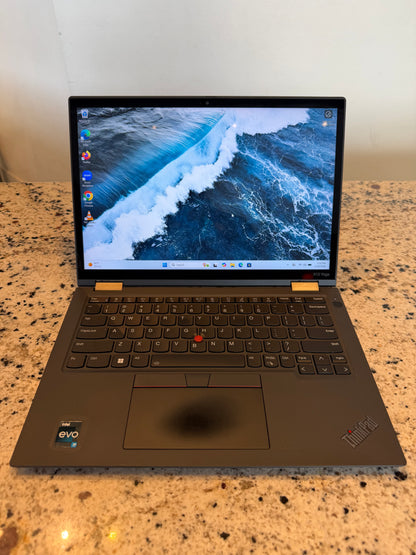 Lenovo Thinkpad X13 Yoga | Intel Core i7 | 16Gb Ram | 1TB SSD | Flip around LCD