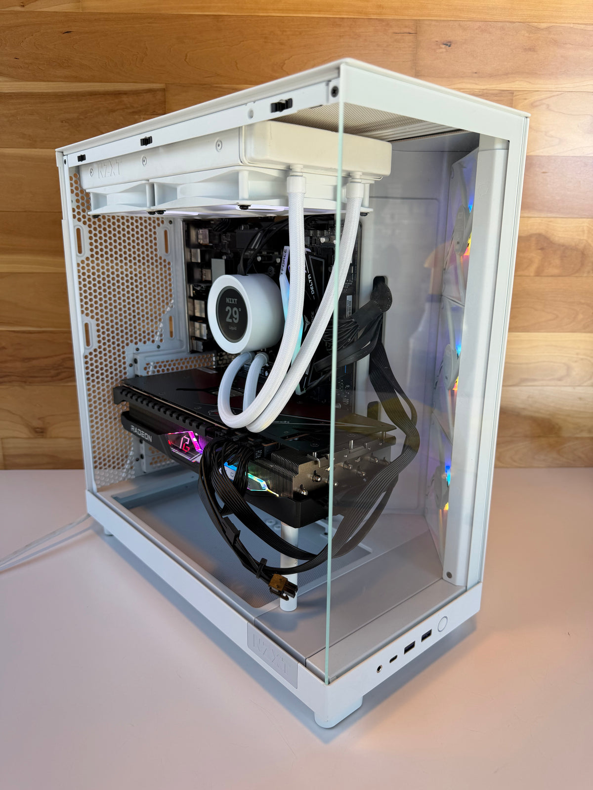 Dc Computer NZXT Custom PC AMD Ryzen 7 9800X3D | Pre-Owned
