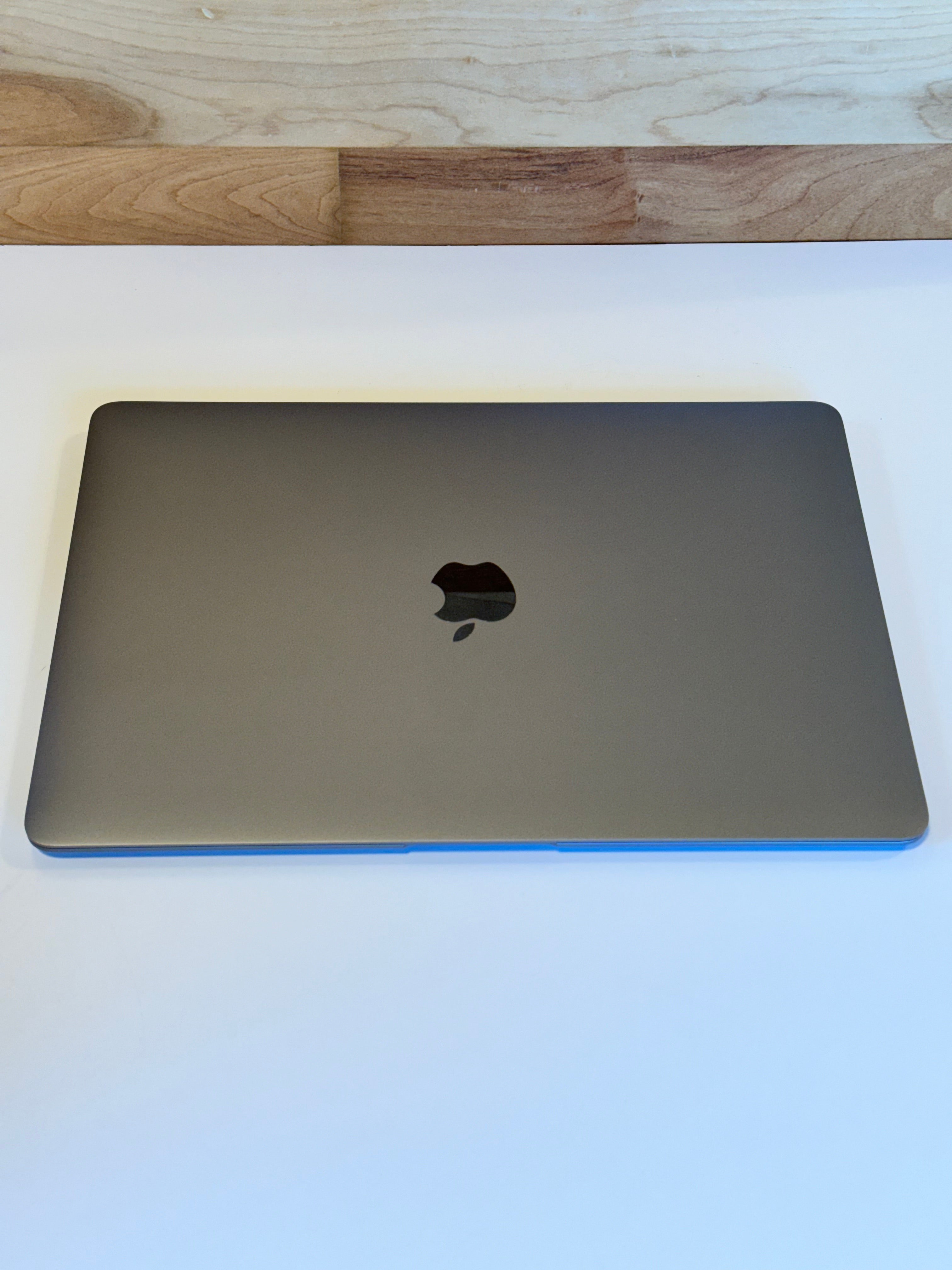 MacBook Air M1 13インチ 16GB / 512GB US配列 Amazon.com: Apple 2020 MacBook Air with M1 Chip 13-inch, 8GB RAM
