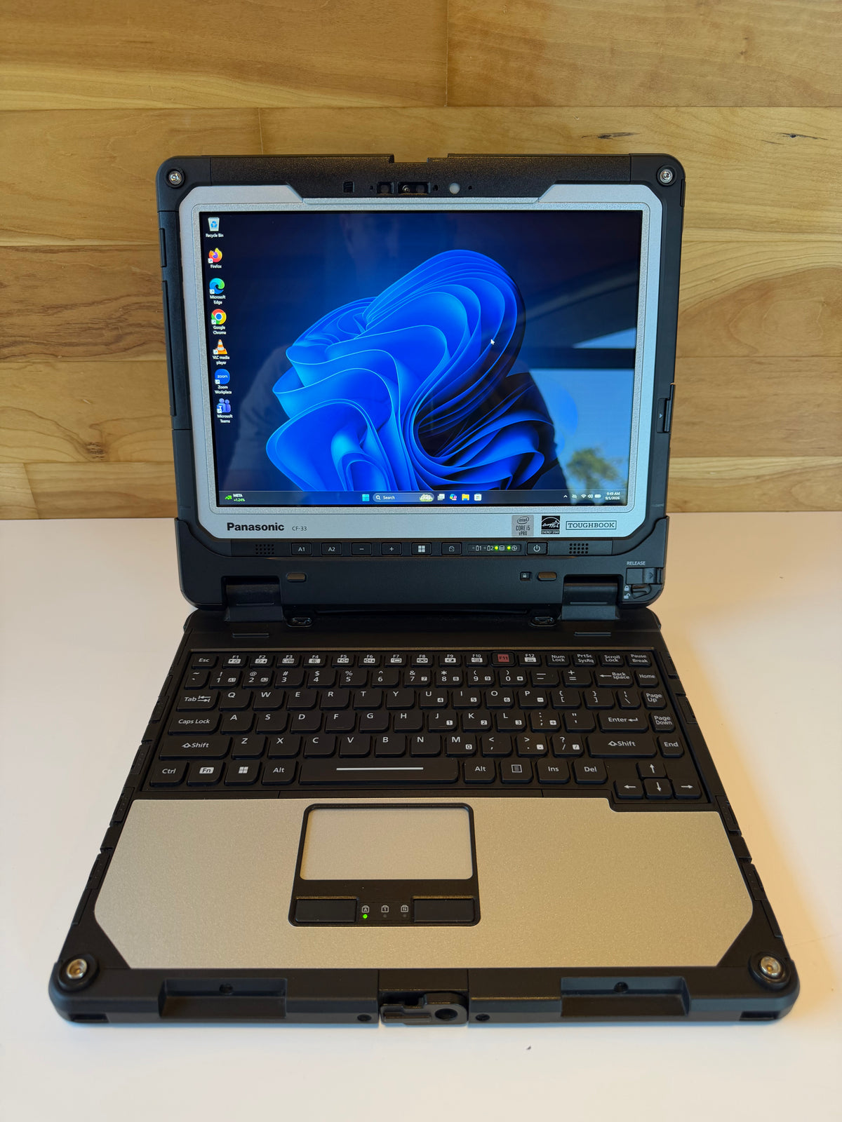 Panasonic Toughbook CF-33 | Intel Core i5-10310U 1.7GHz | 16GB RAM | 500GB SSD | Touchscreen 2160x1440 | Windows 11 Pro