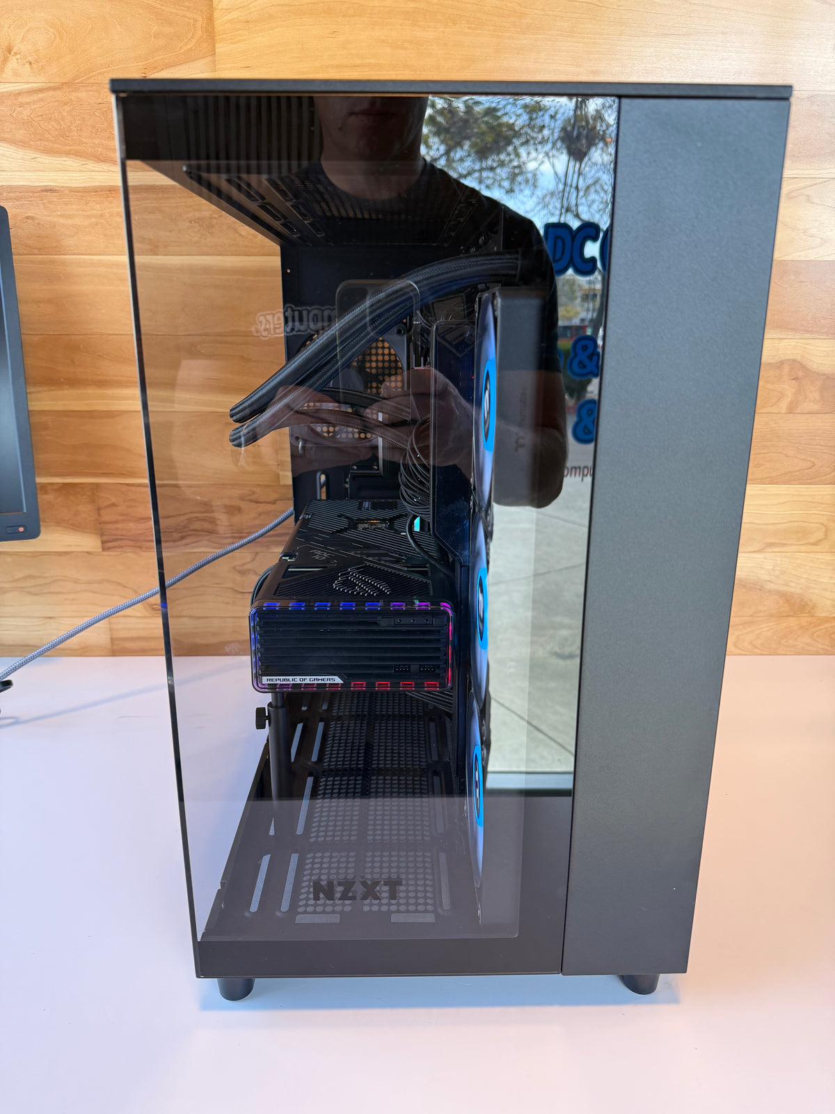Dc Computer DC Computers Custom PC AMD Ryzen 9 9950X | Pre-Owned